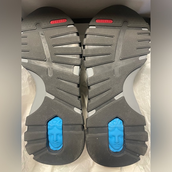 Men’s Versace Sneakers - Picture 10 of 11